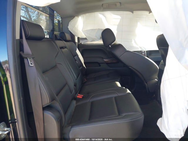 1GT12ZE82FF105503 GMC Sierra 2500hd Slt