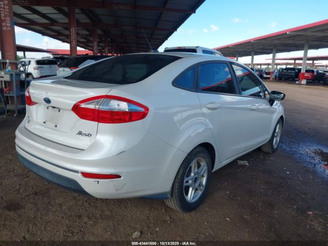 2018 FORD FIESTA 3FADP4BJ4JM142978 Photo 3