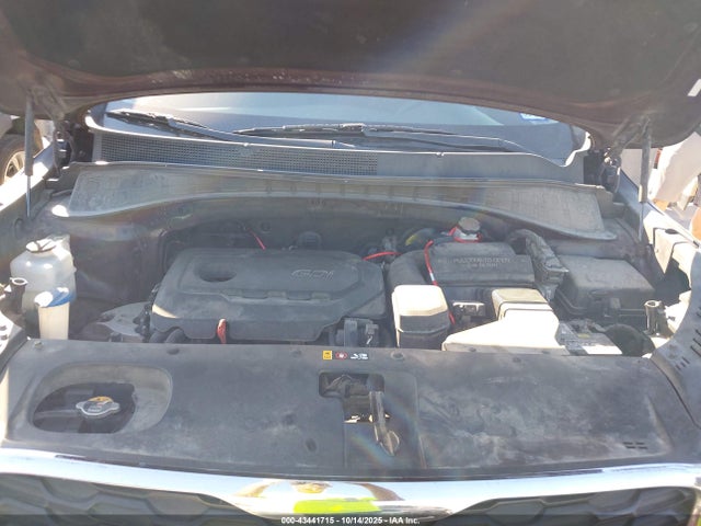 43441715 :رقم المزاد ، 5XYPG4A37KG512880 vin ، 2019 Kia Sorento 2.4l Lx مزاد بيع