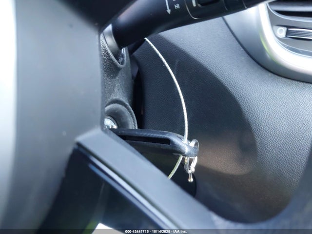 43441715 :رقم المزاد ، 5XYPG4A37KG512880 vin ، 2019 Kia Sorento 2.4l Lx مزاد بيع