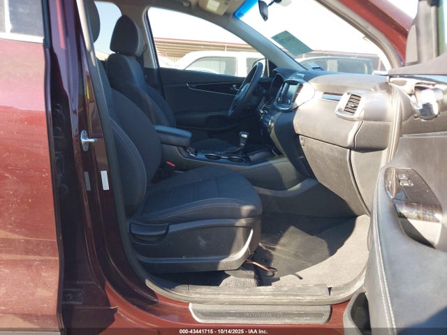 43441715 :رقم المزاد ، 5XYPG4A37KG512880 vin ، 2019 Kia Sorento 2.4l Lx مزاد بيع