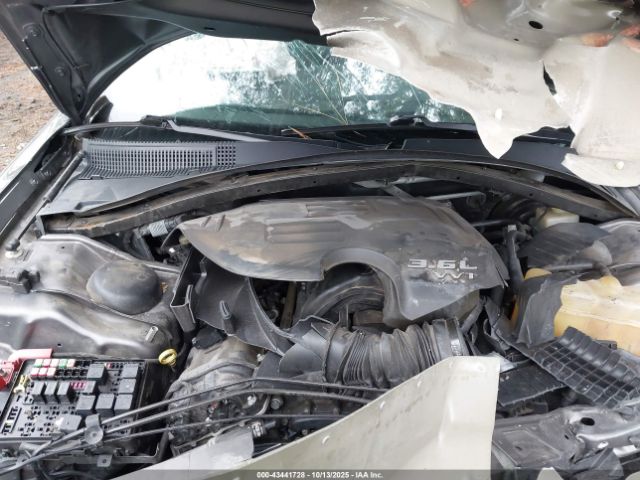 2019 CHRYSLER 300 2C3CCABG1KH635087 Photo 9