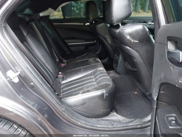 2019 CHRYSLER 300 2C3CCABG1KH635087 Photo 7