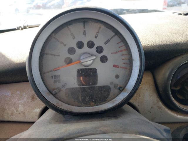 2007 MINI COOPER WMWMF33587TL67033 Photo 6