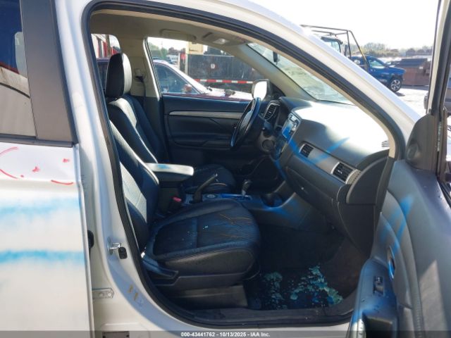 2015 MITSUBISHI OUTLANDER JA4AZ3A3XFZ003667 Photo 4