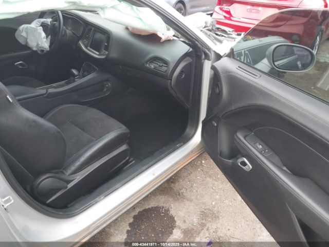 2021 DODGE CHALLENGER 2C3CDZFJ8MH631767 Photo 4
