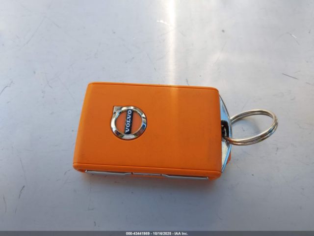 2023 VOLVO XC60 YV4L12RW5P1308246 Photo 10