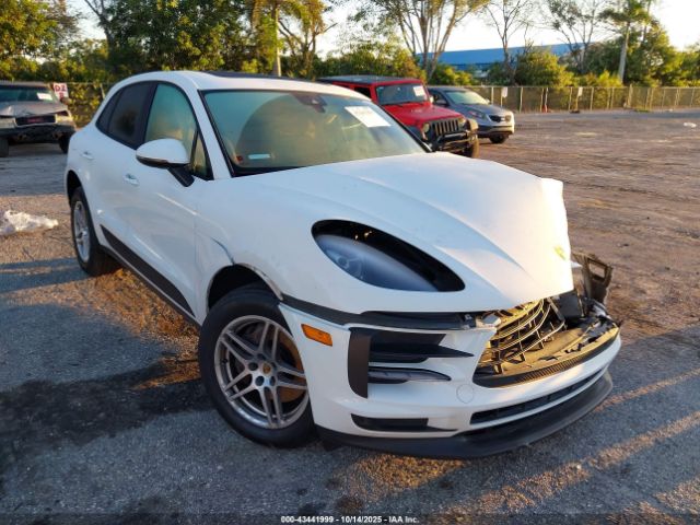 2021 PORSCHE MACAN WP1AA2A57MLB11090
