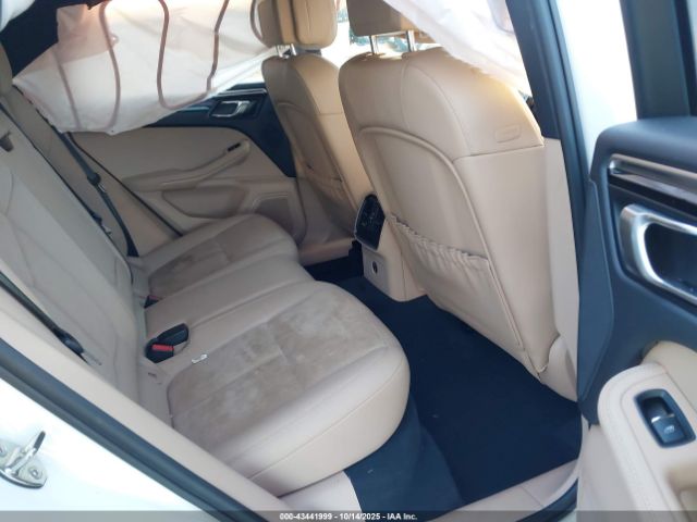 2021 PORSCHE MACAN WP1AA2A57MLB11090 Photo 7
