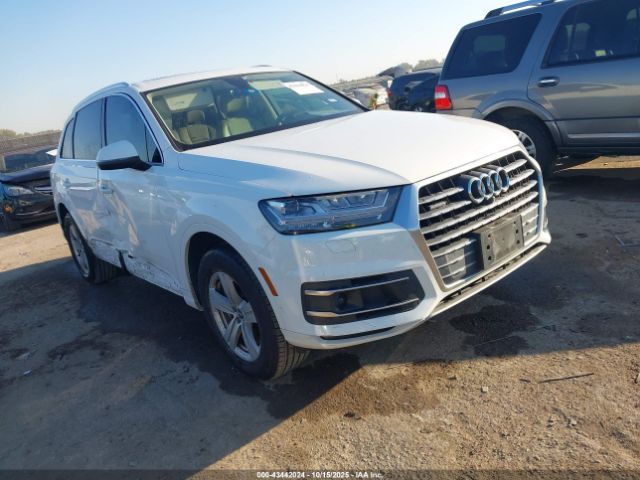 2019 AUDI Q7 WA1LHAF73KD025156