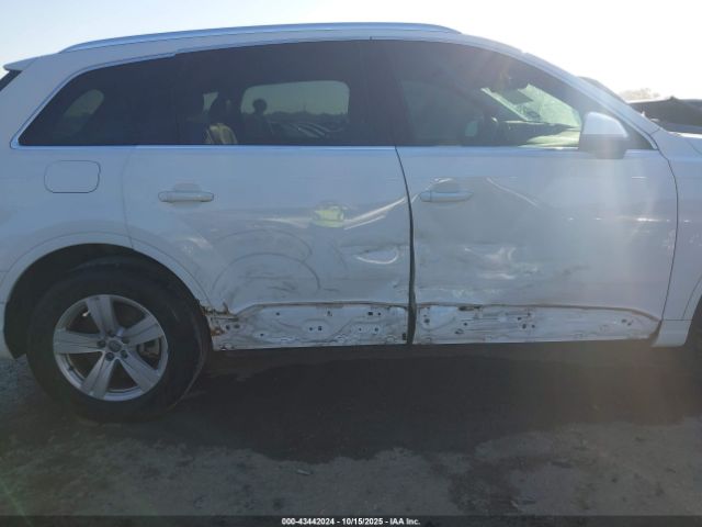 2019 AUDI Q7 WA1LHAF73KD025156 Photo 5
