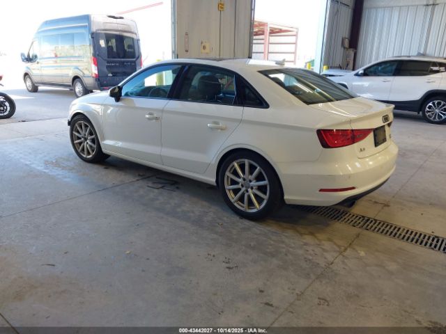 2016 AUDI A3 WAUB8GFF4G1107253 Photo 2