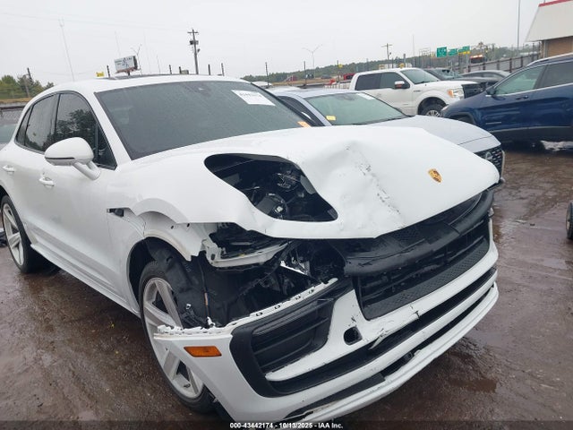 2024 PORSCHE MACAN WP1AA2A5XRLB08787