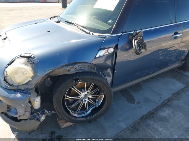 2011 MINI COOPER S WMWSV3C58BTY21302 Photo 5