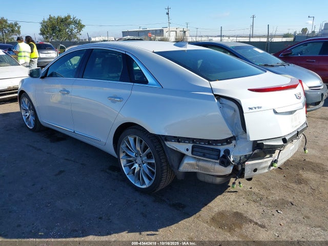 2016 CADILLAC XTS 2G61S5S34G9124746 Photo 2