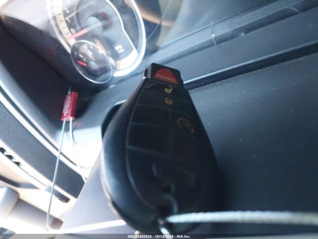 2015 RAM 1500 1C6RR6LT0FS639442 Photo 10