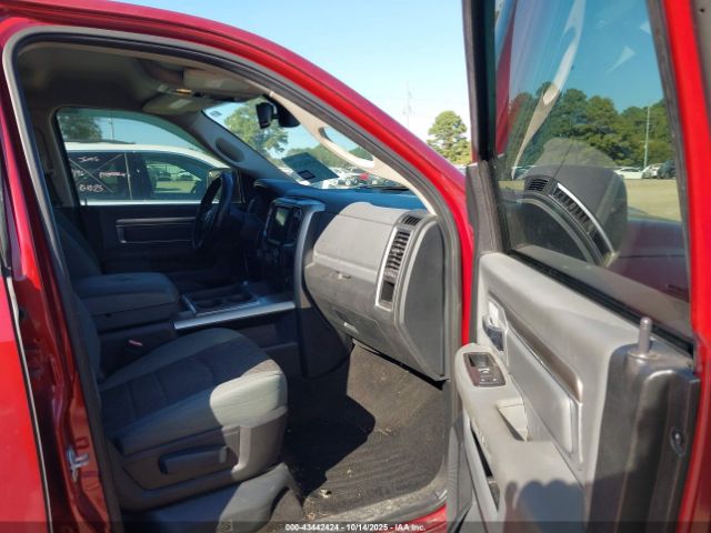 2015 RAM 1500 1C6RR6LT0FS639442 Photo 4