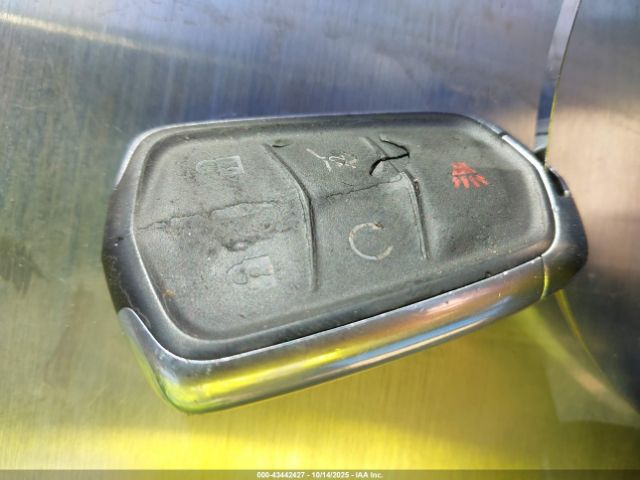 2017 CADILLAC XT5 1GYKNARS1HZ155856 Photo 10