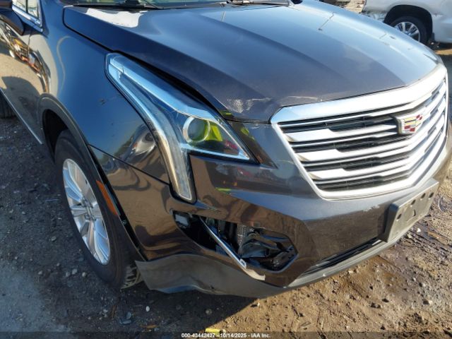 2017 CADILLAC XT5 1GYKNARS1HZ155856 Photo 5
