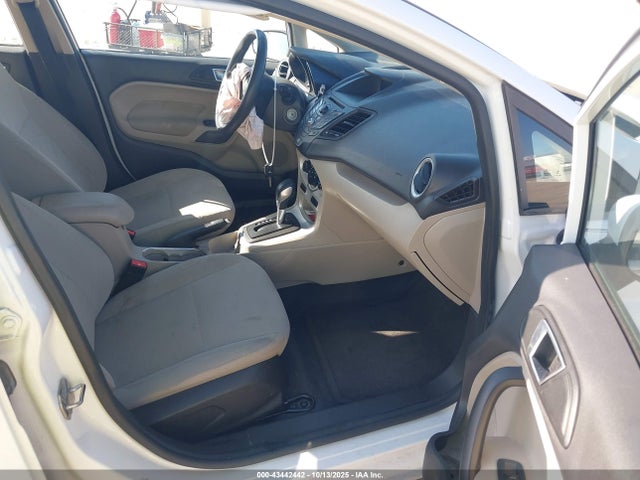 Ford 2015 2015 3FADP4EJ1FM167064 Image 5
