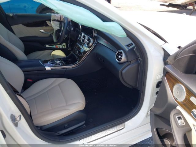 2019 MERCEDES-BENZ C 300 55SWF8DB9KU300657 Photo 4