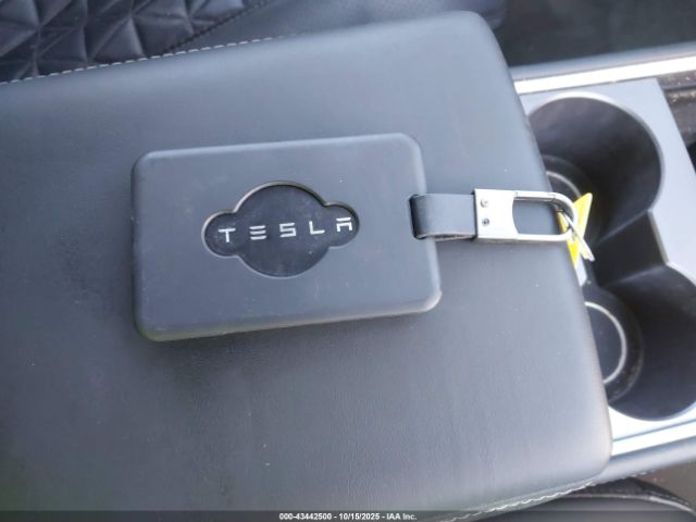 2023 TESLA MODEL Y 7SAYGDEE9PA158925 Photo 10