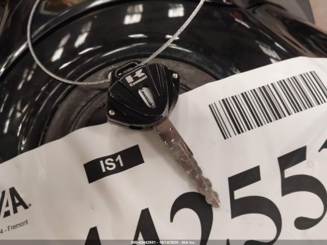 2010 KAWASAKI ZR1000 JKAZRCD15AA003970 Photo 10