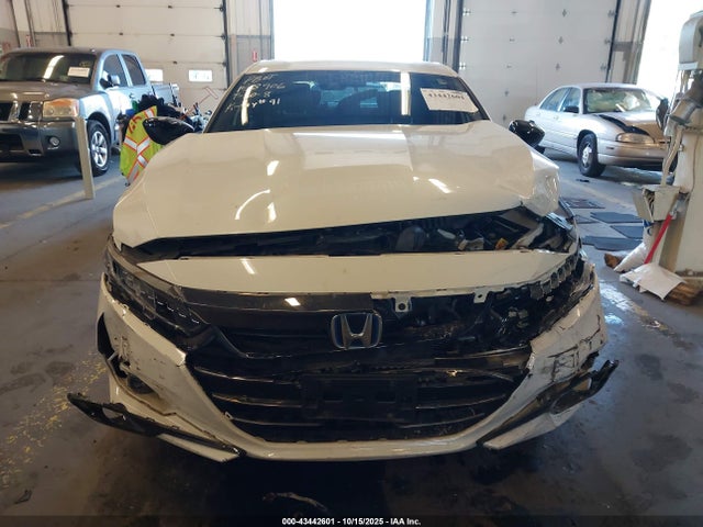 1HGCV3F21NA024304 Honda Accord Hybrid Sport