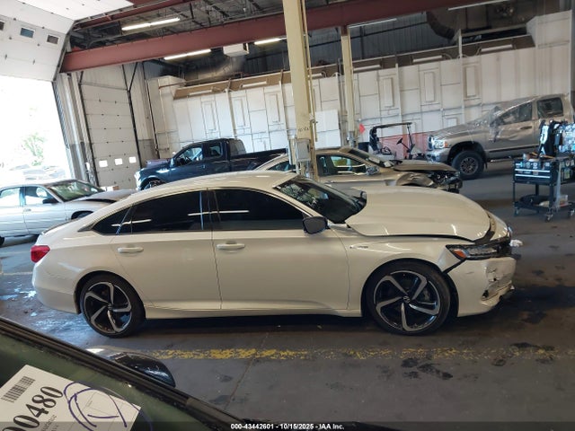 1HGCV3F21NA024304 Honda Accord Hybrid Sport