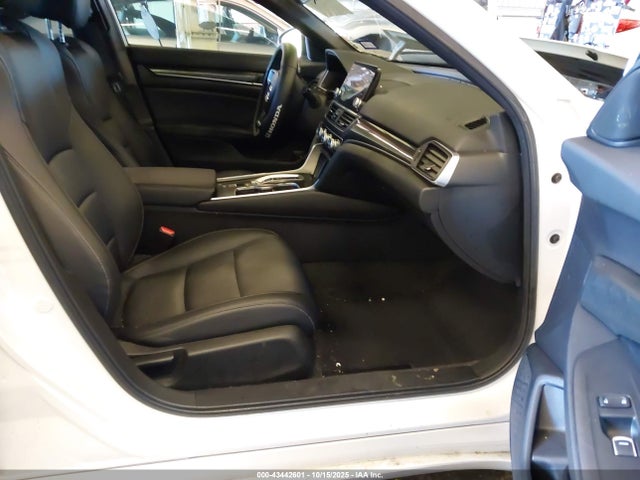 2022 HONDA ACCORD HYBRID 1HGCV3F21NA024304 Photo 4