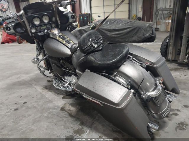 2013 HARLEY-DAVIDSON FLHX 1HD1KBM15DB620266 Photo 2
