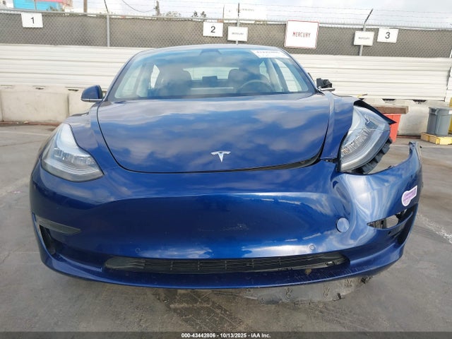 5YJ3E1EA7KF417450 Tesla MODEL 3