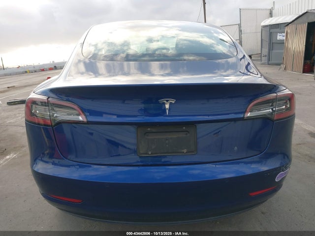 5YJ3E1EA7KF417450 Tesla MODEL 3