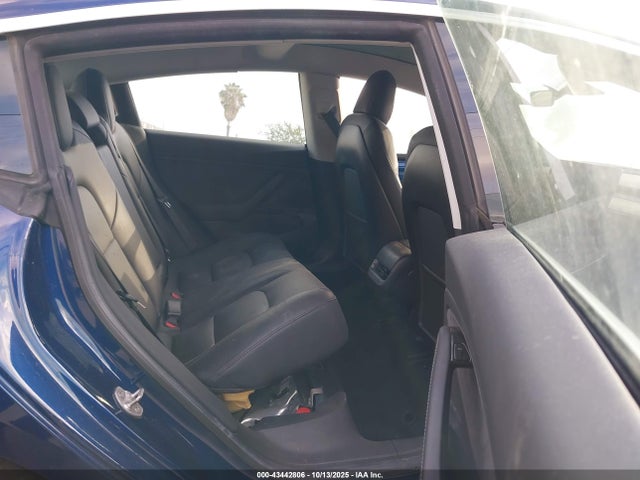 2019 TESLA MODEL 3 5YJ3E1EA7KF417450 Photo 7