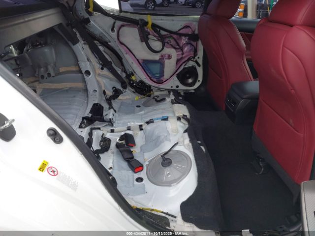 2016 LEXUS IS 200T JTHBA1D26G5008428 Photo 7