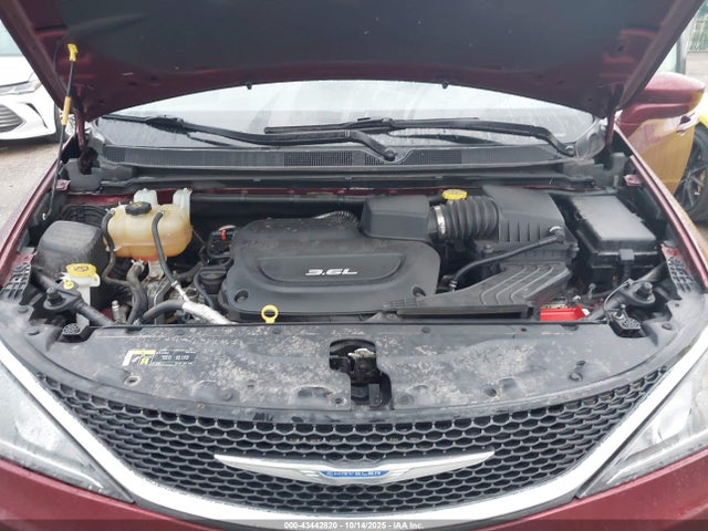 2C4RC1EG7JR168297 Chrysler 2018