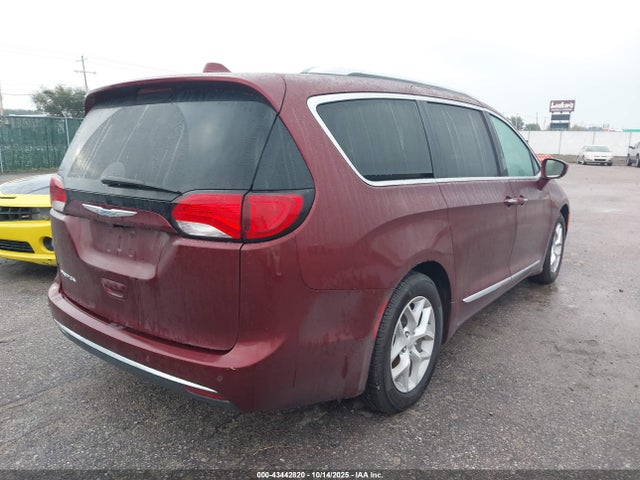 2C4RC1EG7JR168297 Chrysler 2018