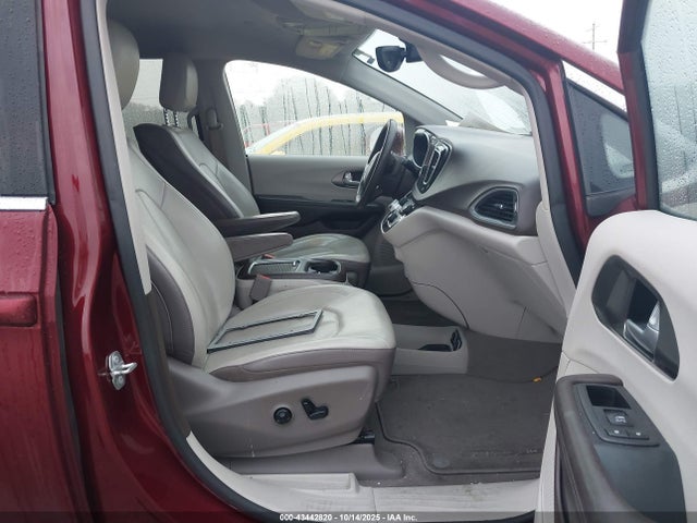 2C4RC1EG7JR168297 Chrysler 2018