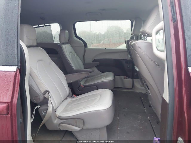 2C4RC1EG7JR168297 Chrysler 2018