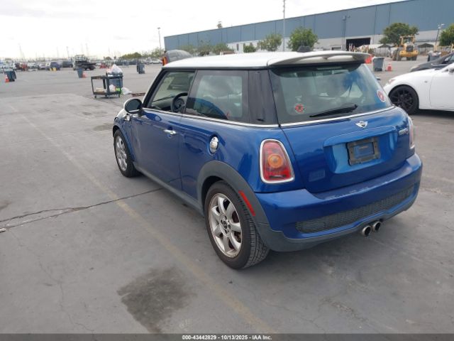 2008 MINI COOPER S WMWMF73598TT91110 Photo 2
