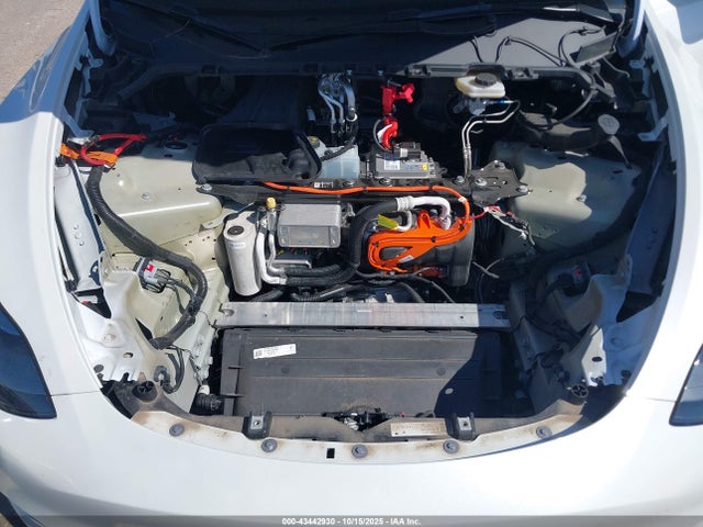 2024 TESLA MODEL Y 7SAYGAEE0RF106796 Photo 9