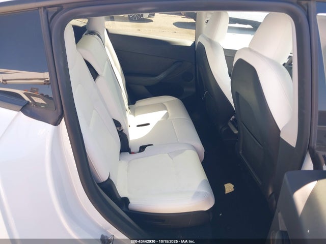 2024 TESLA MODEL Y 7SAYGAEE0RF106796 Photo 7