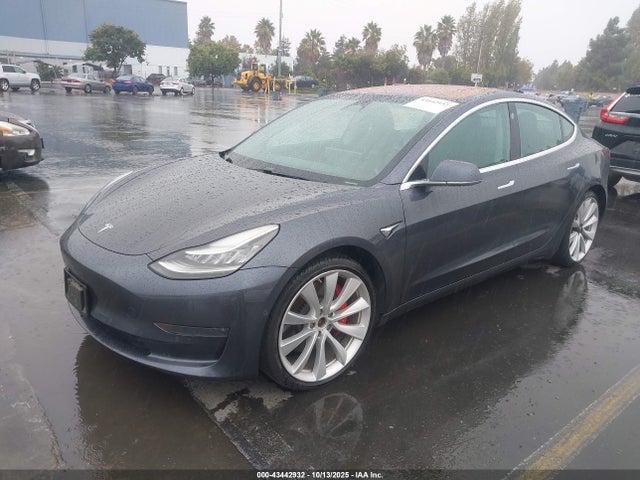 2018 TESLA MODEL 3 5YJ3E1EBXJF105842 Photo 1