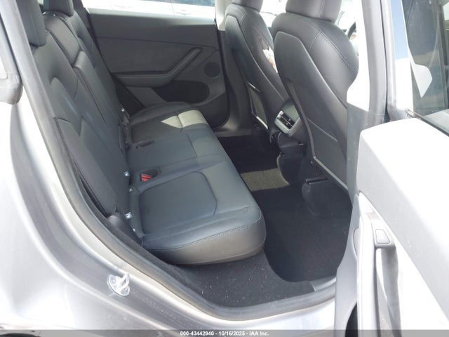 2024 TESLA MODEL Y 7SAYGDEE7RA320490 Photo 7