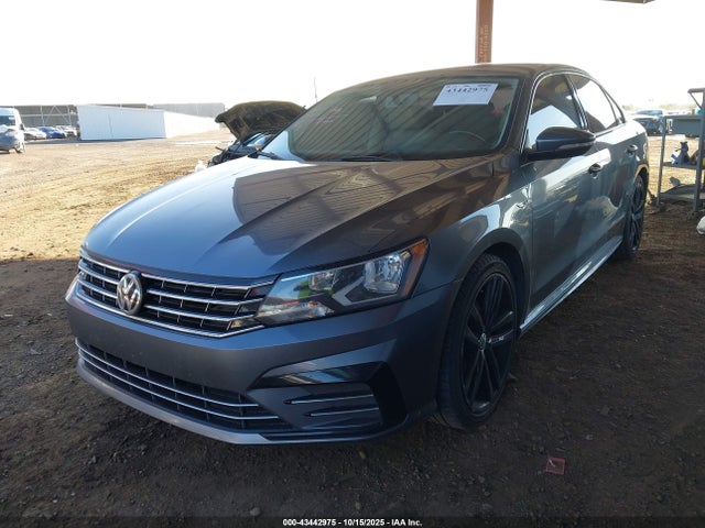 1VWAA7A34JC022552 Volkswagen Passat 2.0t R-line/2.0t S