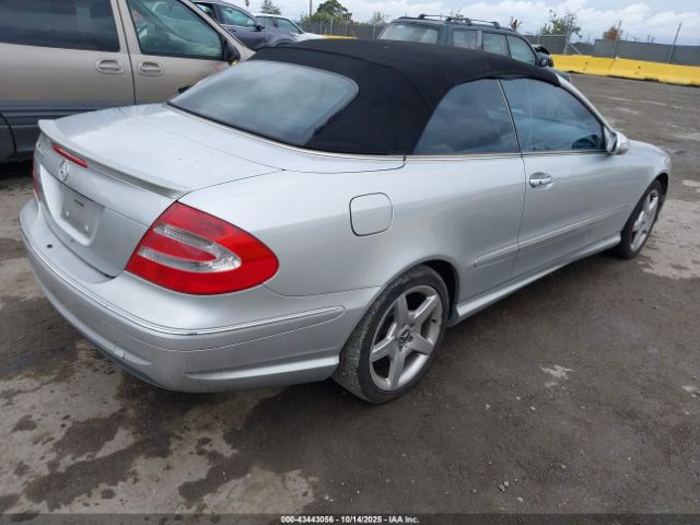 2005 MERCEDES-BENZ CLK 500 WDBTK75J65F122527 Photo 3