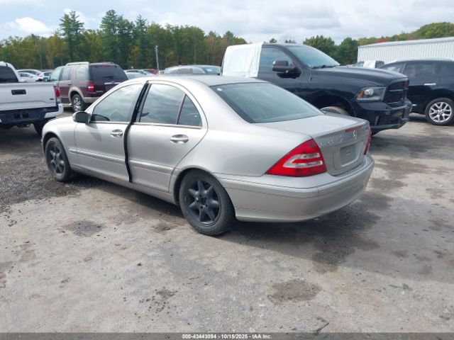 2003 MERCEDES-BENZ C 240 WDBRF61J93F335371 Photo 2