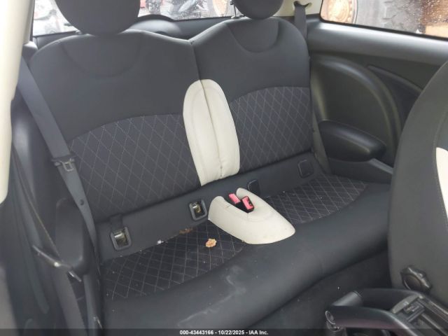 2012 MINI COOPER WMWSU3C57CT257307 Photo 7