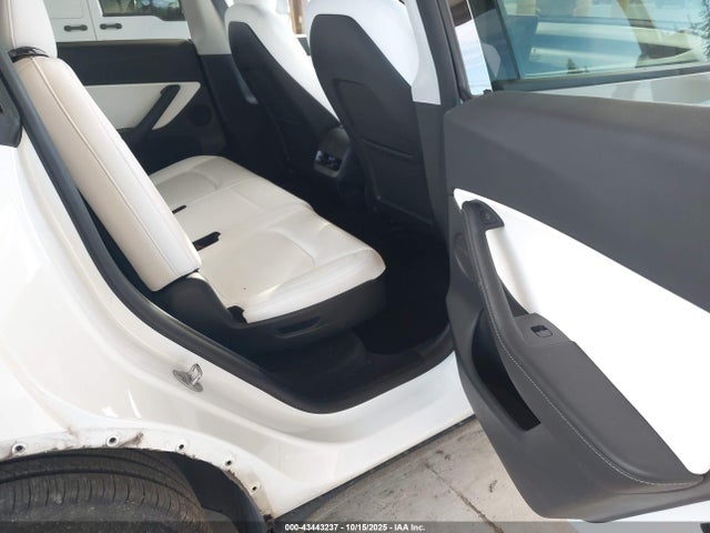 2022 TESLA MODEL Y 7SAYGAEE3NF427483 Photo 7