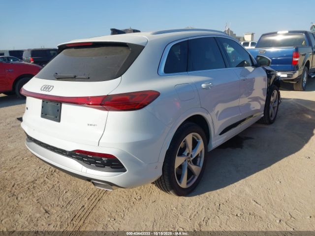 2025 AUDI Q5 WA13AAGU6S2019873 Photo 3